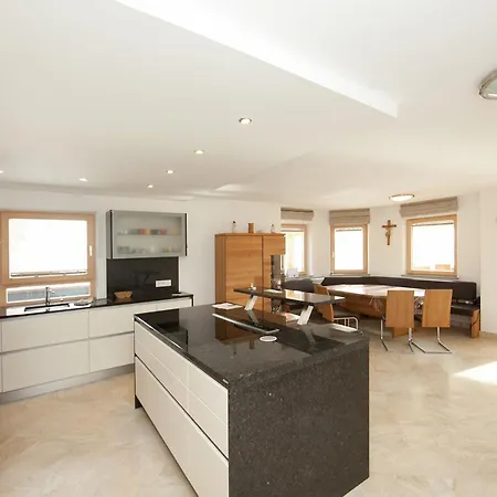 Gutshof Harlandleiten Apartamento *